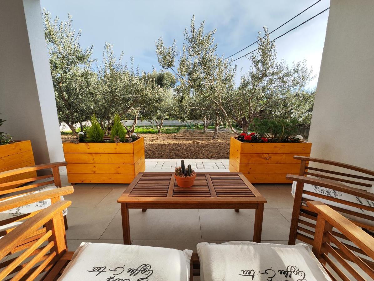 Olives Garden Apartment Trogir